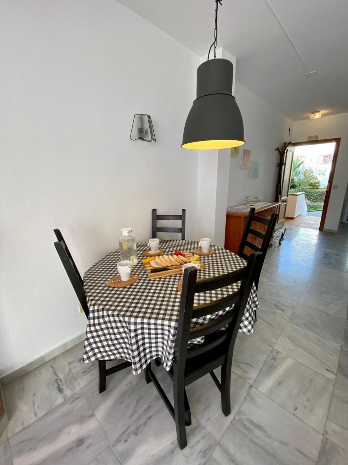 Apartamento con piscina en Las Rosas de Capistrano Nerja Exterior foto