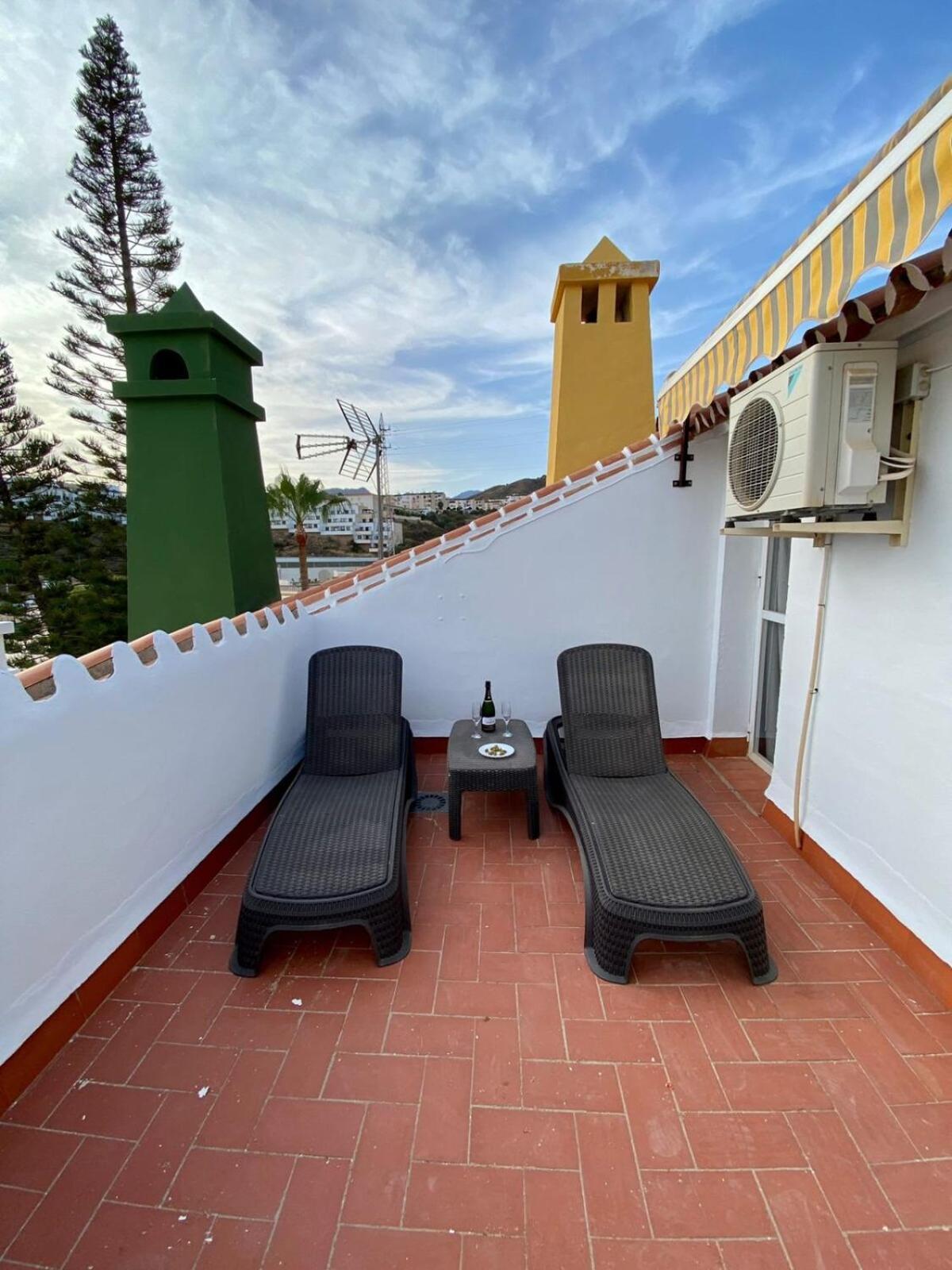 Apartamento con piscina en Las Rosas de Capistrano Nerja Exterior foto